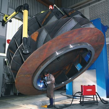 Bau eines Laufrades in Schweißkonstruktion