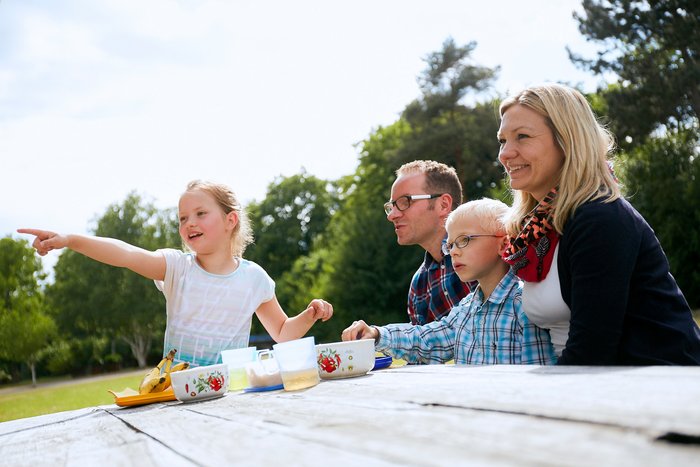 Mitarbeiterin Katharina Schütz mit Familie