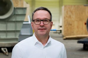 Portrait des Branchenmanagers Zement Dirk Rünker