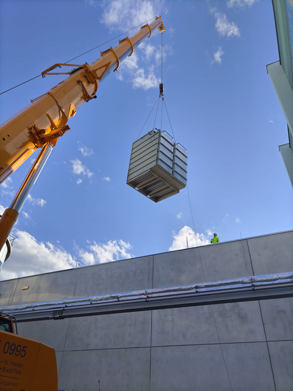 Anlagen zur Absaugung von Textilwaschstraßen
